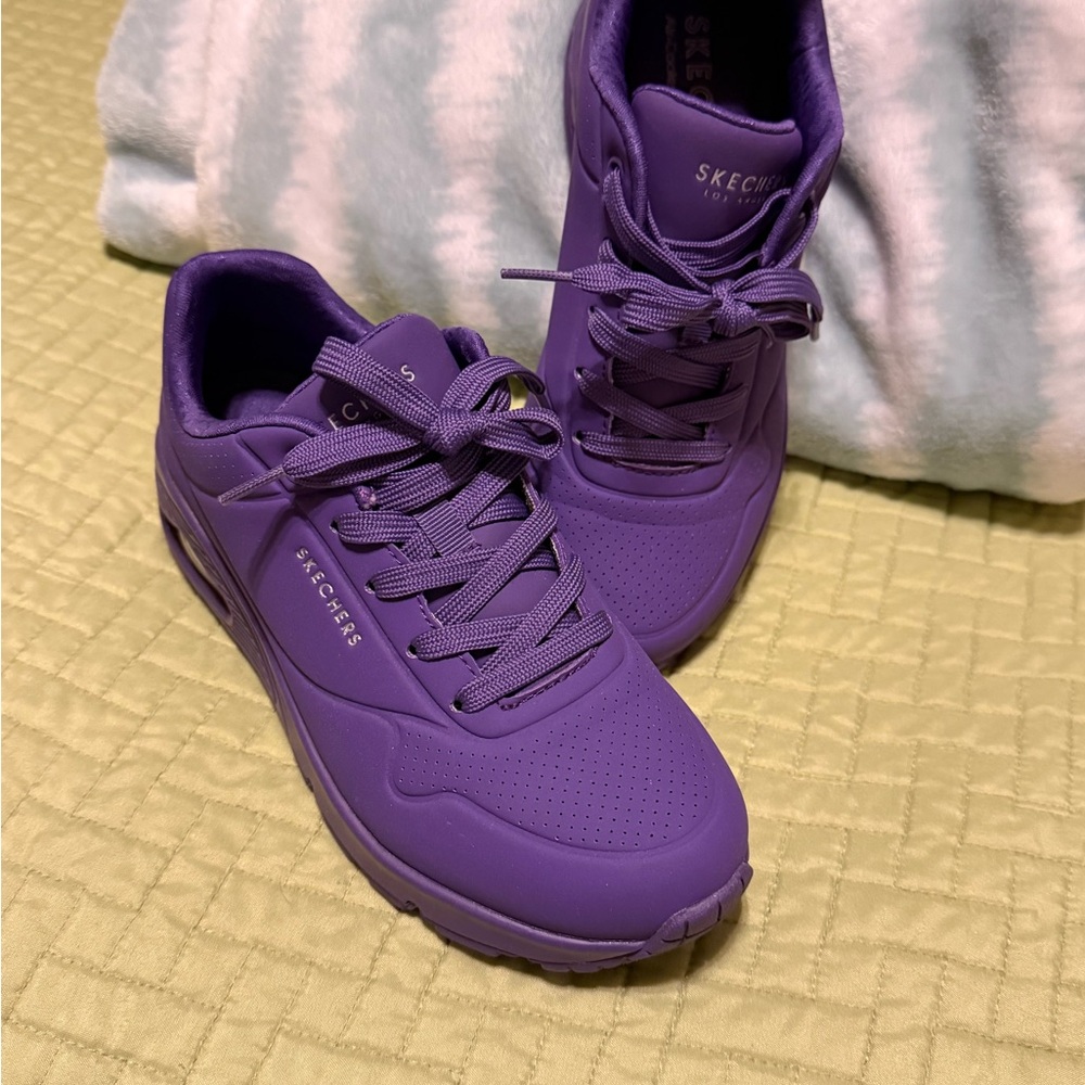 Skechers Women's Vibrant Purple Sneakers